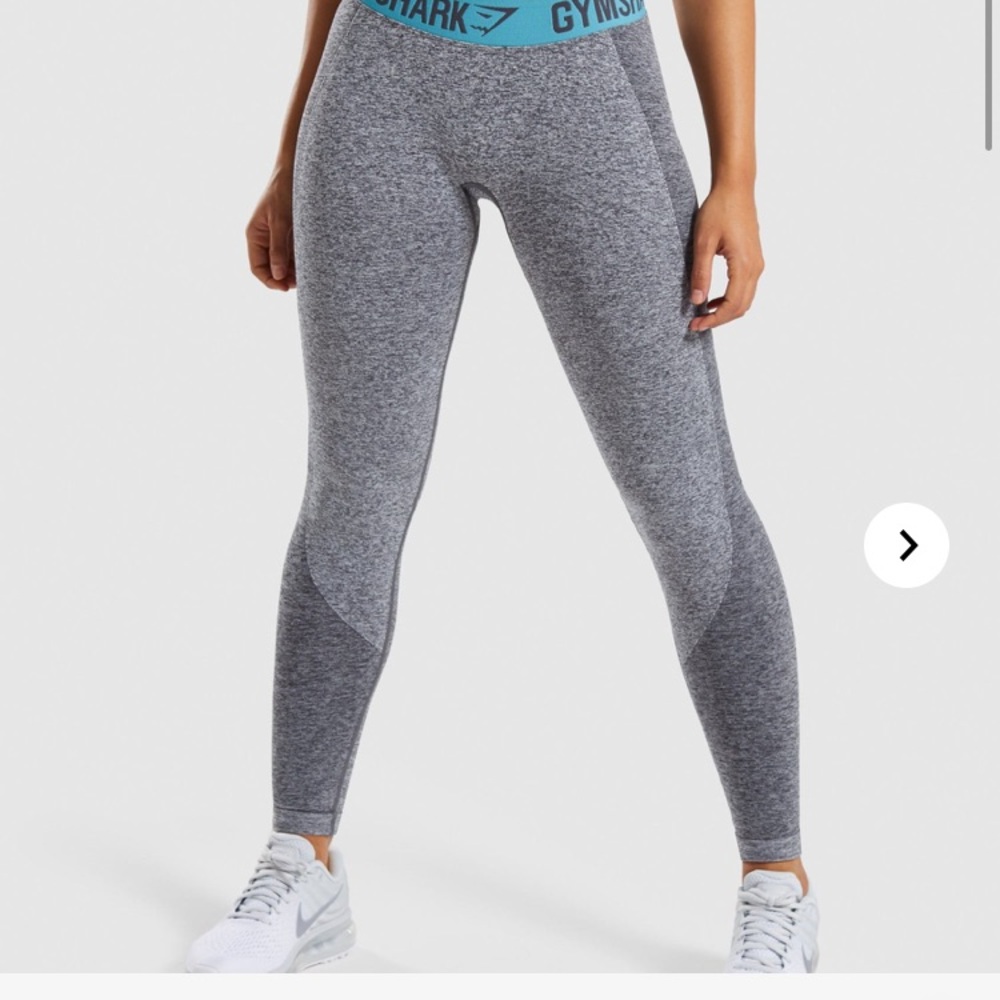 Gym shark long sleeve crop top and matching tights